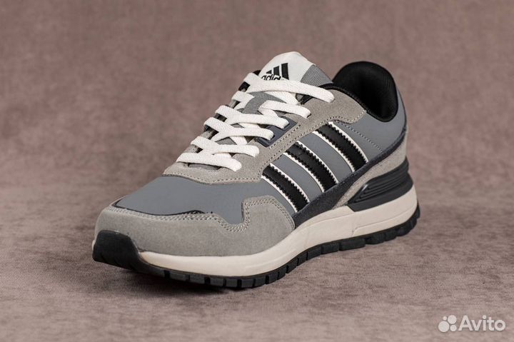 Кроссовки Adidas демисезонние