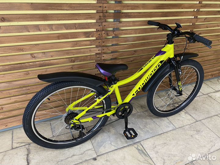 Велосипед новый Forward Twister 24