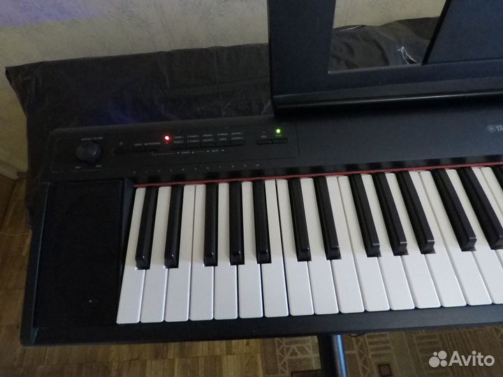 Цифровое пианино yamaha NP-12 Piaggero