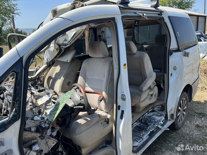 Toyota Alphard 3.0 разбор