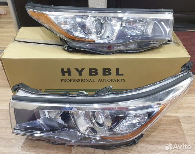 Фары на Toyota Highlander