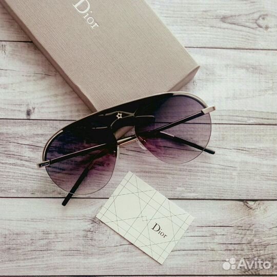 Очки солнцезащитные Dior