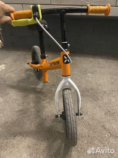 Беговел B/twin