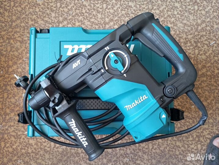 Перфоратор makita HR3011FCJ