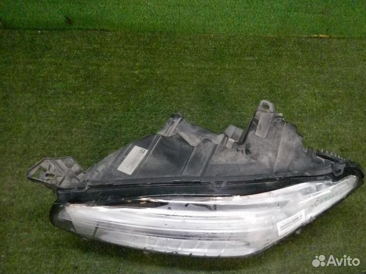 Фара левая Volvo XC90