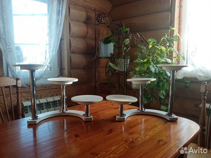 Подставки для цветов на подоконник