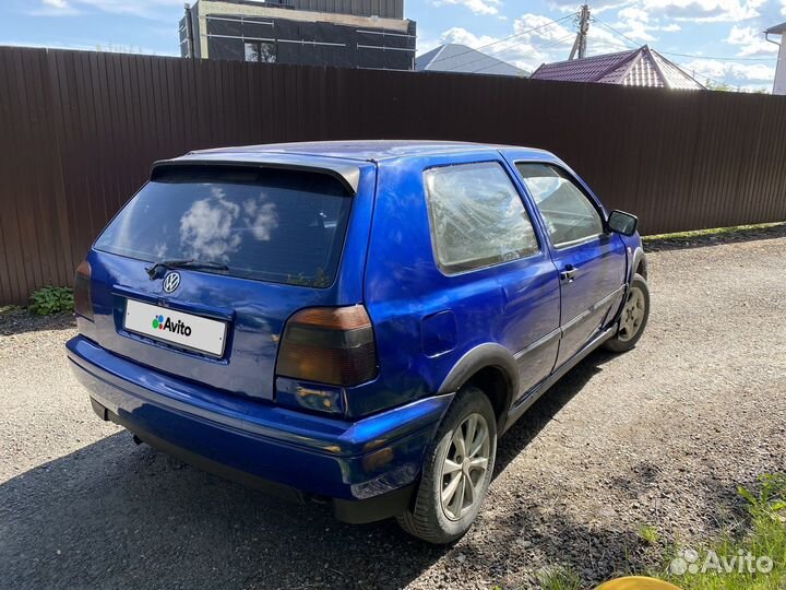 Volkswagen Golf 1.6 МТ, 1997, 142 259 км