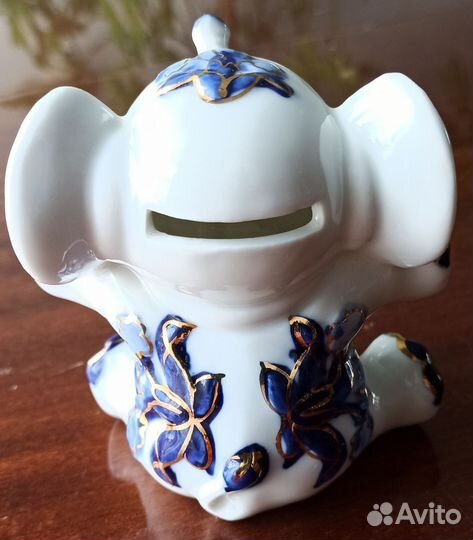 Фигурки слонов