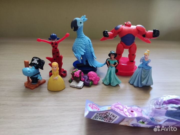 Игрушки из киндер сюрприза