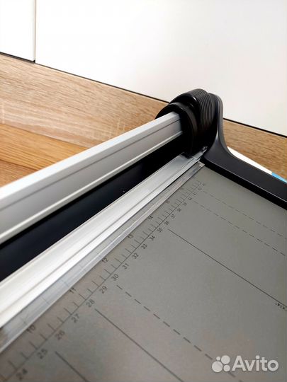 Резак роликовый новый