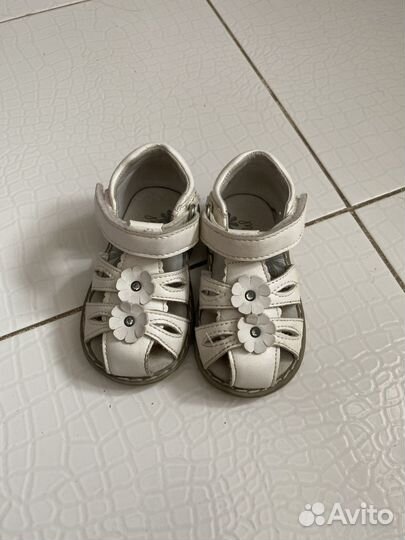 Сандали для девочки