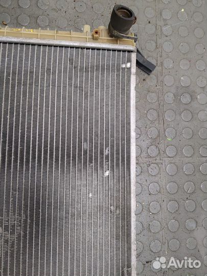 Радиатор охлаждения двигателя Fiat Punto, 2004