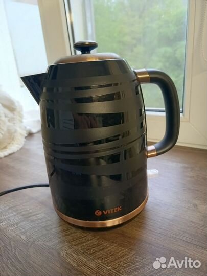 Электрический чайник vitek (черный)