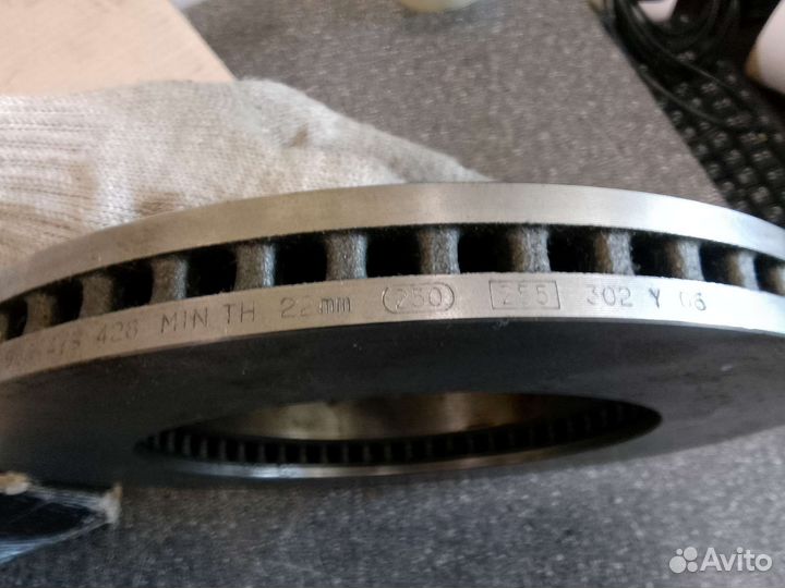 Тормозной диск передн. Toyota