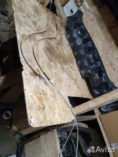 Тросс ручника Peugeot 408 2012