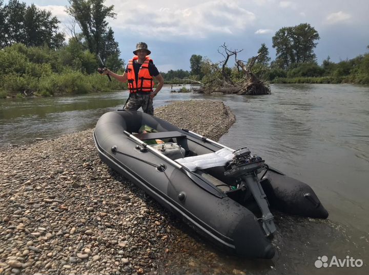 Моторная лодка 