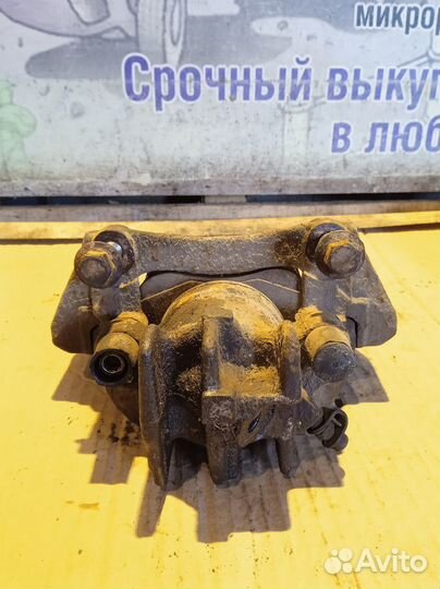 Суппорт передний левый Rover 75