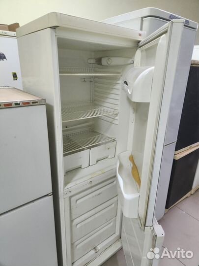 Холодильник двухкамерный