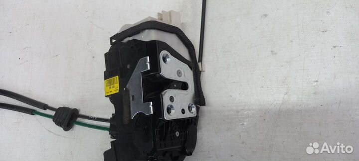 Замок передней правой двери Kia Sorento 2