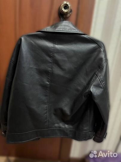 Кожаная куртка женская