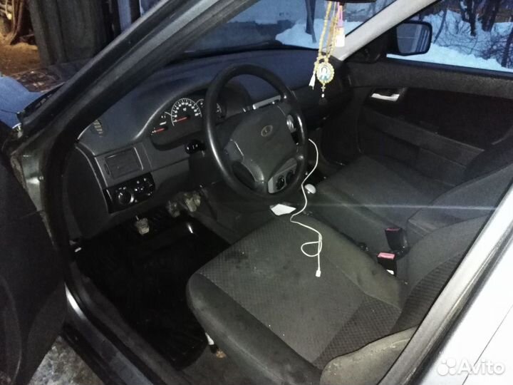 LADA Priora 1.6 МТ, 2011, 200 000 км
