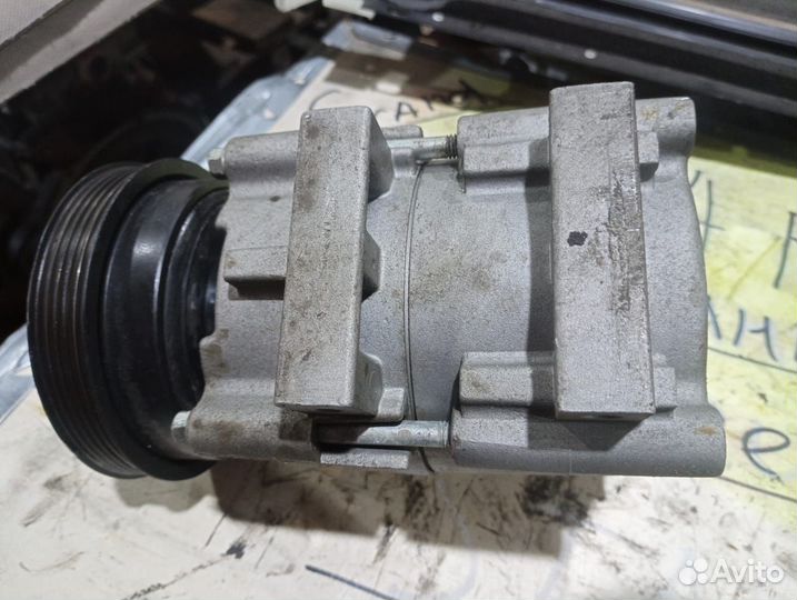 Компрессор кондиционера Hyundai Sonata (G4JP)