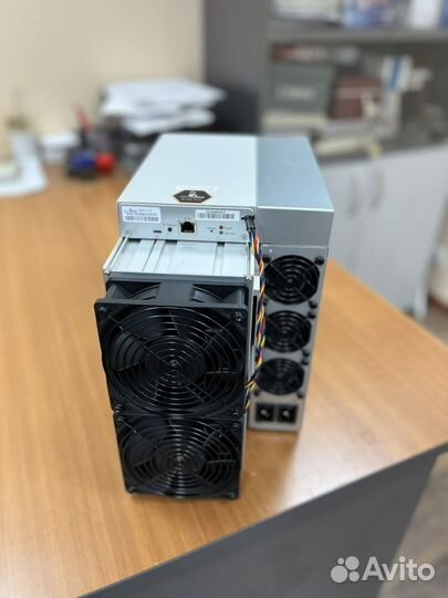 Antminer S19k Pro 188Th - аналог T21