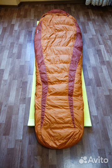 Пуховый спальный мешок Marmot