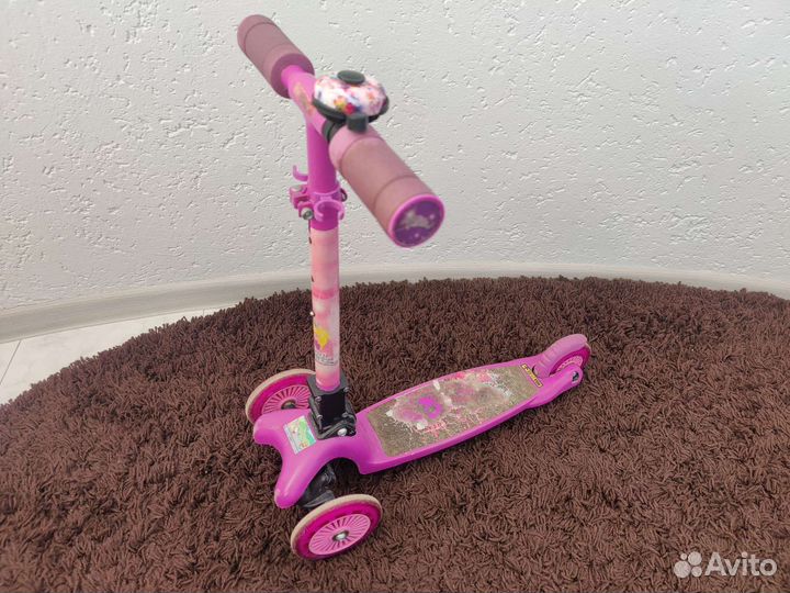 Самокат детский трехколесный