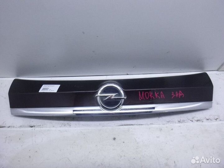Накладка двери багажника opel mokka 2012