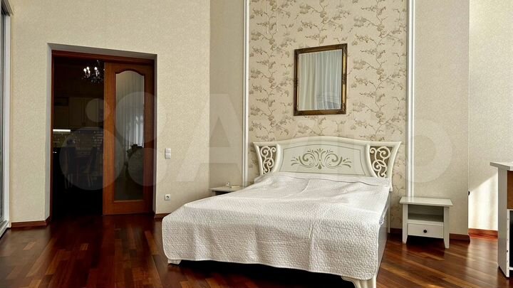 3-к. квартира, 93 м², 4/7 эт.