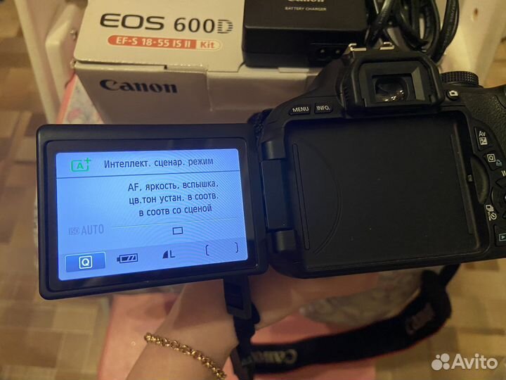 Зеркальный фотоаппарат canon 600d и сумка