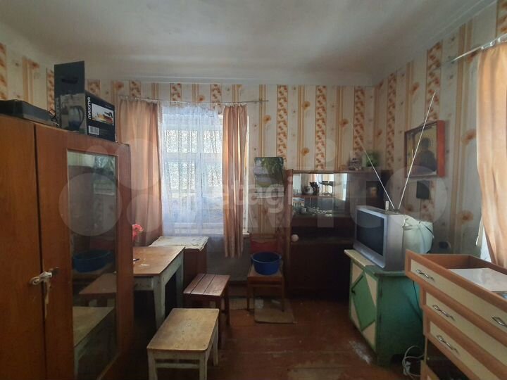 Комната 20 м² в 1-к., 1/2 эт.