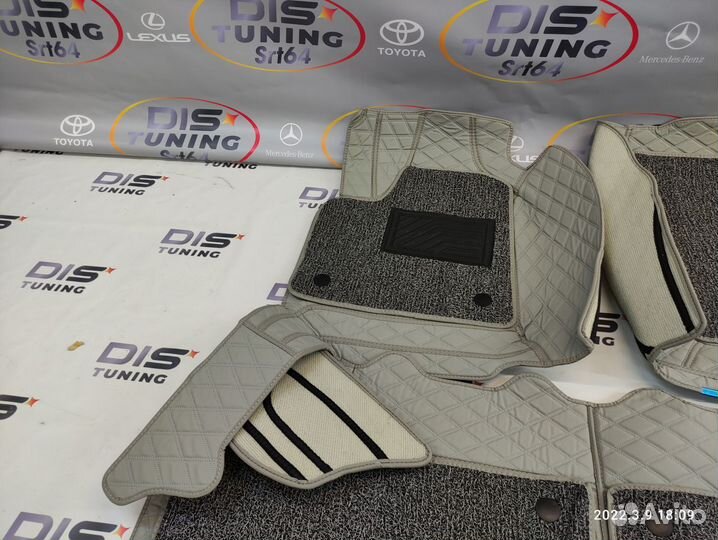 Ковры салона 3D Toyota Land Cruiser 100 и lx470