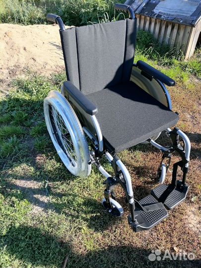 Инвалидная коляска новая