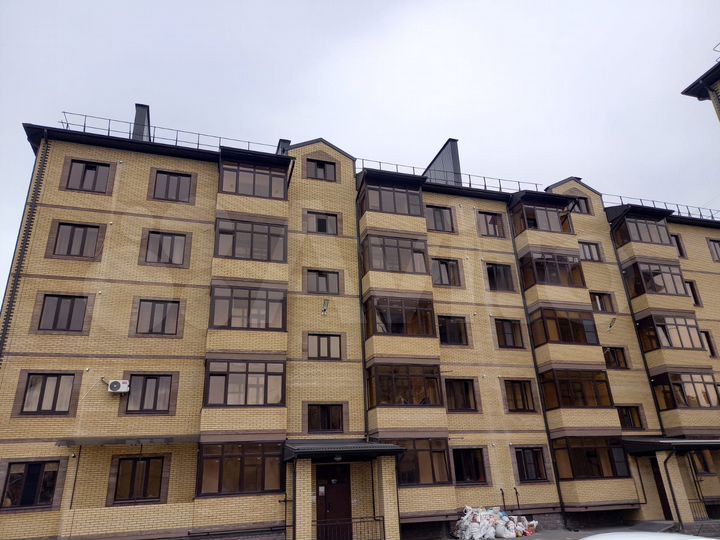 2-к. квартира, 66 м², 3/5 эт.