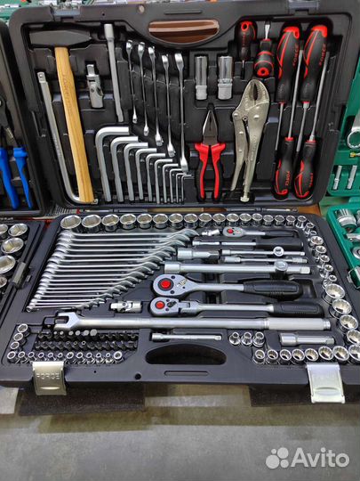 Набор инструментов 142пр jonnesway