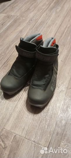 Беговые лыжи