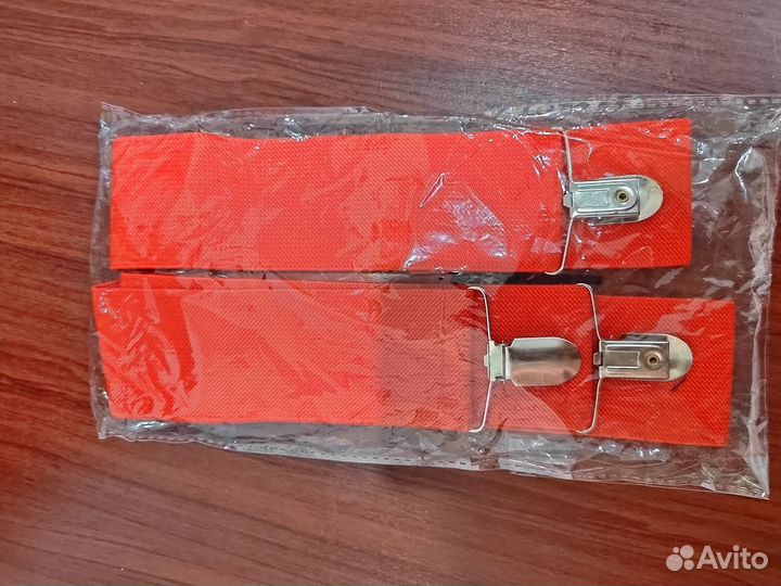 Стильные подтяжки