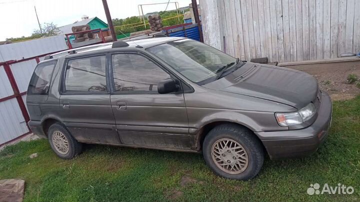 Mitsubishi Chariot 2.0 AT, 1993, 350 000 км