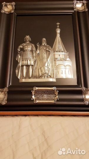 Панно из дерева и драгметалла Георгий и Симон