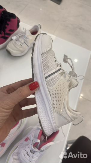 Кроссовки для девочки 28 размер