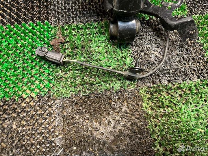 Амортизатор задний левый Lexus Rx 4 2016-2022