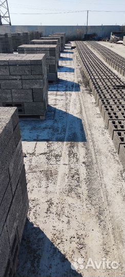 Блок для строительства стен