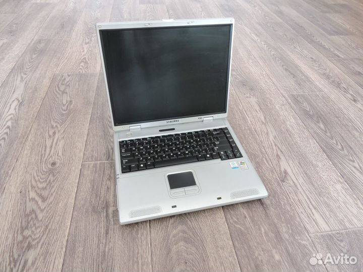 Ноутбук Samsung P28