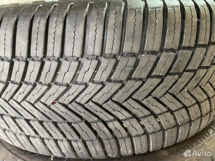 Bridgestone Weather Control A005 235/55 R17 103H