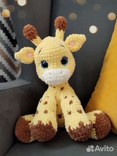 Жираф вязаный /игрушка с метрикой