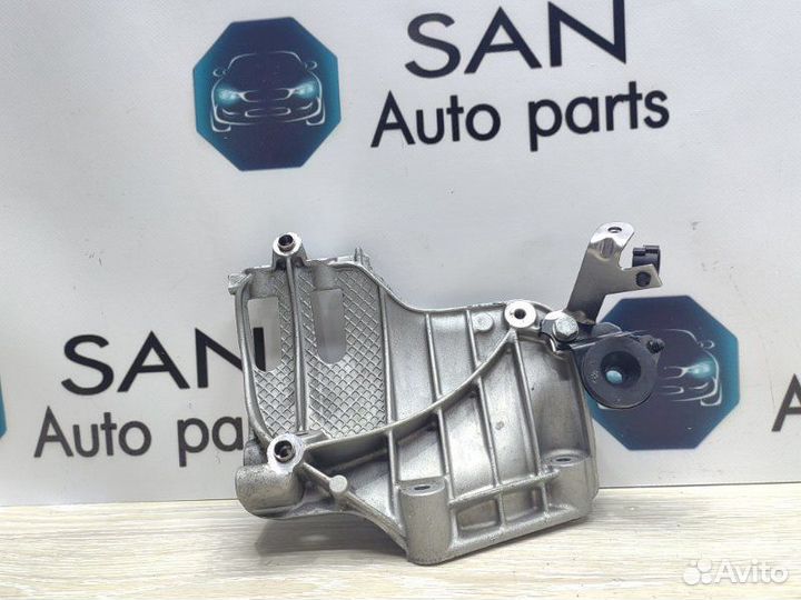 Кронштейн компрессора кондиционера Bmw 3 F30