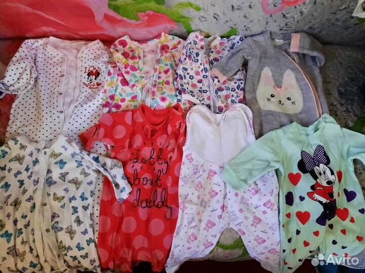Одежда на девочку с рождения до 1.5 лет