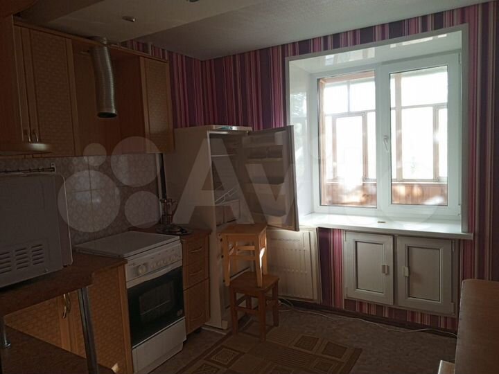 2-к. квартира, 50 м², 2/5 эт.